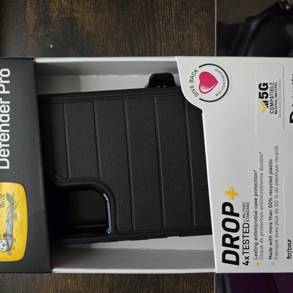 OtterBox Black Defender Pro Case Rugged Protection - Picture 4 of 4